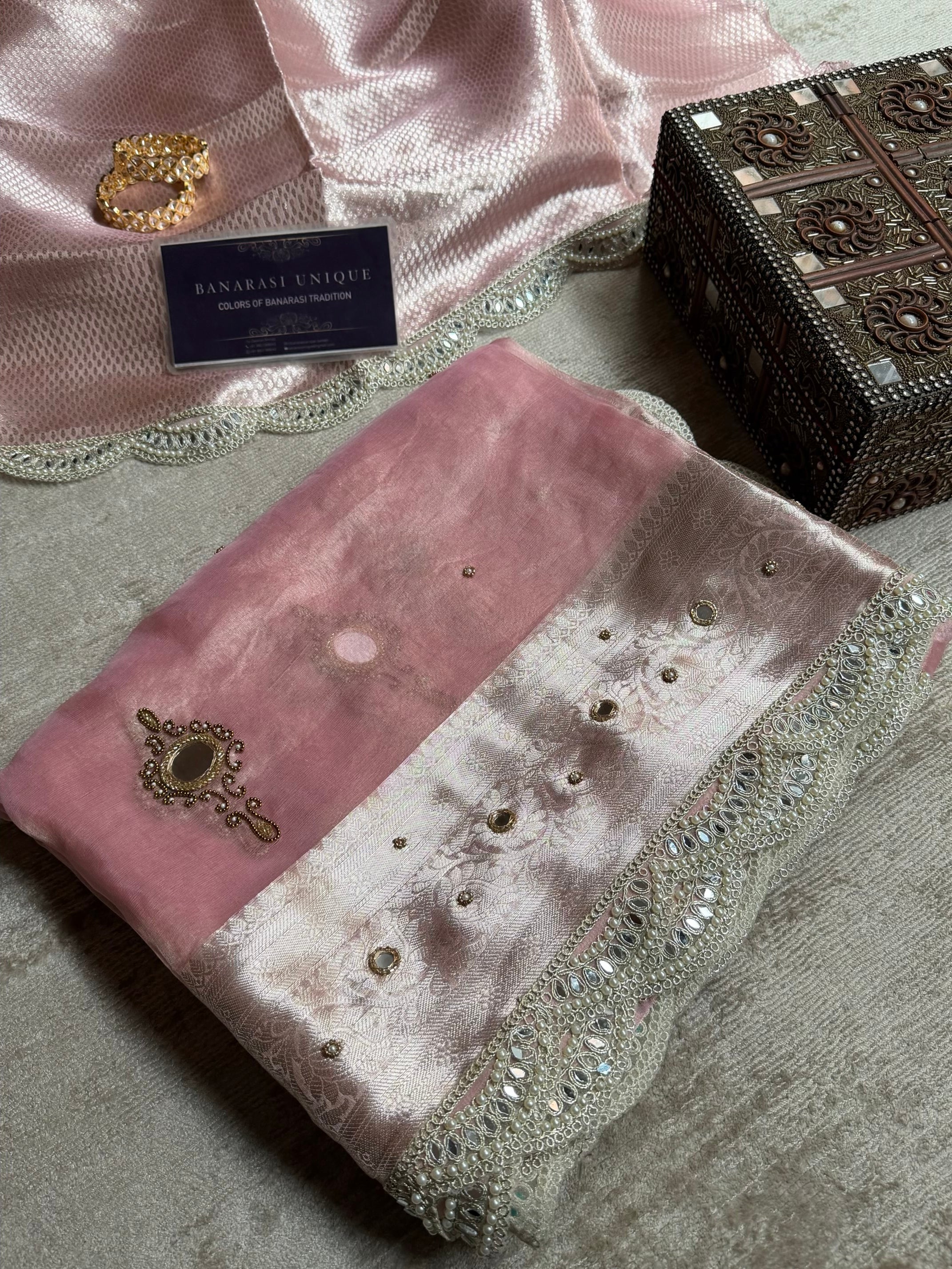 Aaina-e-Noor – Pure Tissue Silk Saree | Vintage Mirror Work | Luxury Handcrafted Banarasi Saree Baby Pink