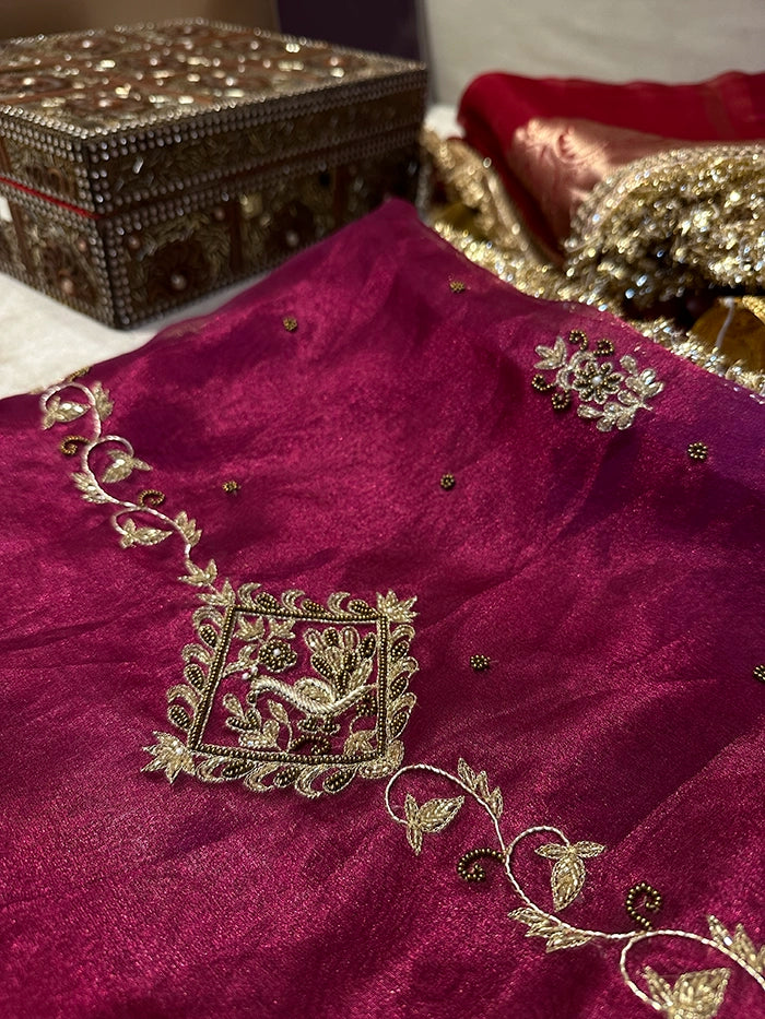 VERTICAL FLORAL PURE TISSUE SAREE - MAGENTA