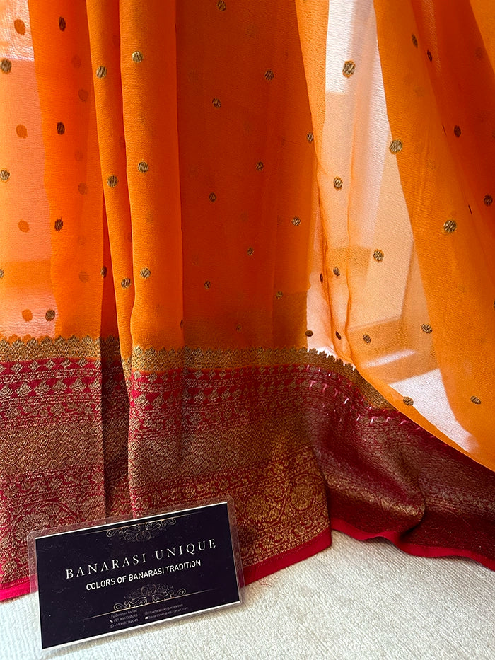 KHADDI GEORGETTE SKIRT BORDER CIRCLE BUTI ANTIQUE ZARI SAREE - CONTRAST BORDER RUST ORANGE WITH RED