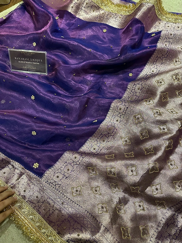 PLAIN FLORAL BUTI SAREE - PURPLE