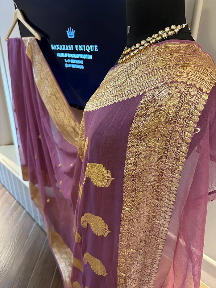 KHADDI CHIFFON GOLD ZARI KADHUWA SAREE - MAUVE