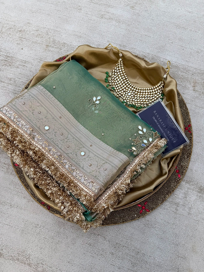 FLORAL BUTA- MIRROR - PISTA GREEN