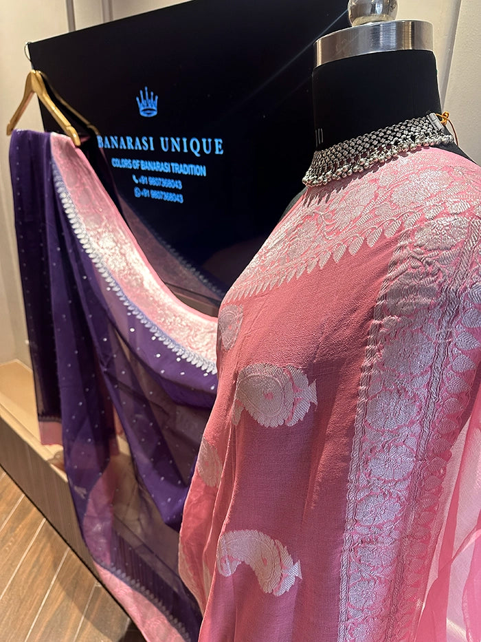 KHADDI CHIFFON HAZARA BUTI SAREE - CONTRAST BORDER BLUE WITH POWDER PINK