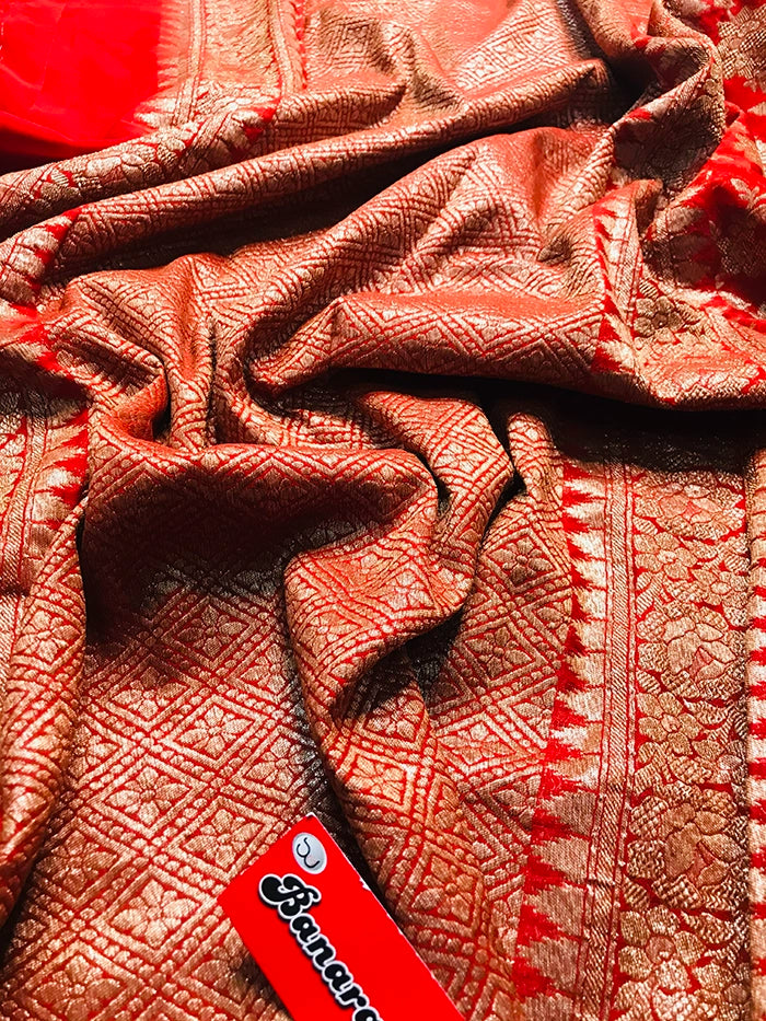 KHADDI GEORGETTE GULAABO ANTIQUE ZARI SAREE - RED