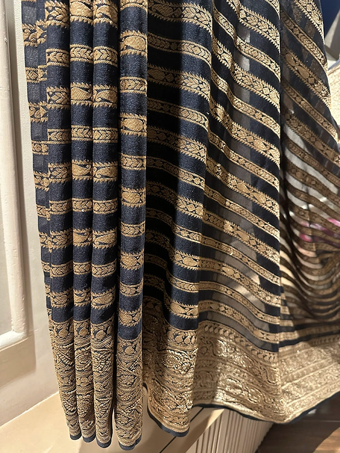 KHADDI GEORGETTE STRIPES ANTIQUE ZARI SAREE - BLACK