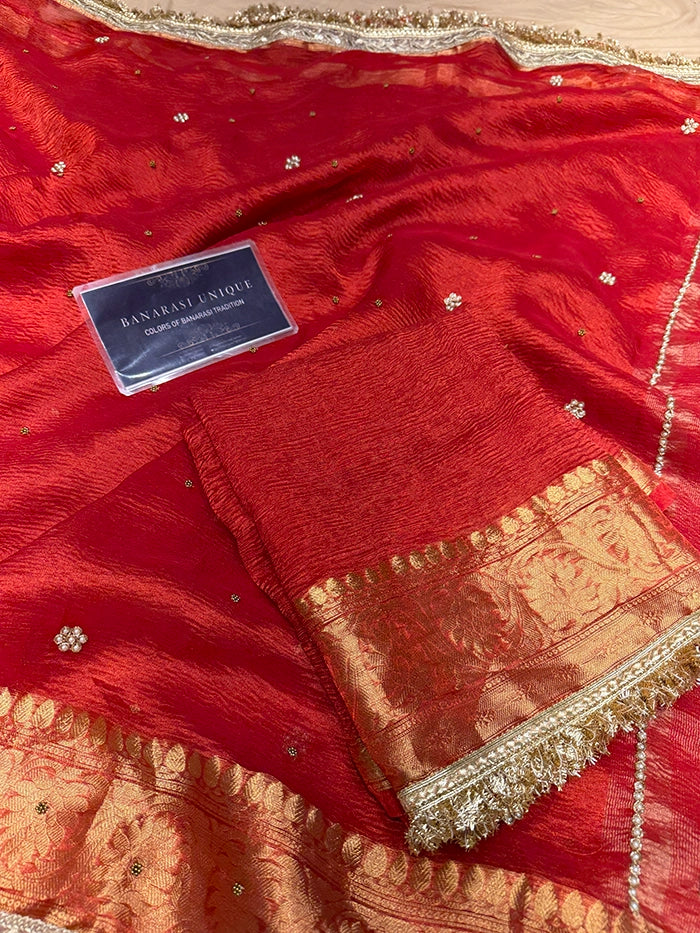 CRUSHED FLORAL BUTI SAREE - RED