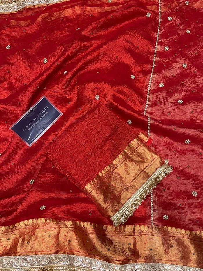 CRUSHED FLORAL BUTI SAREE - RED