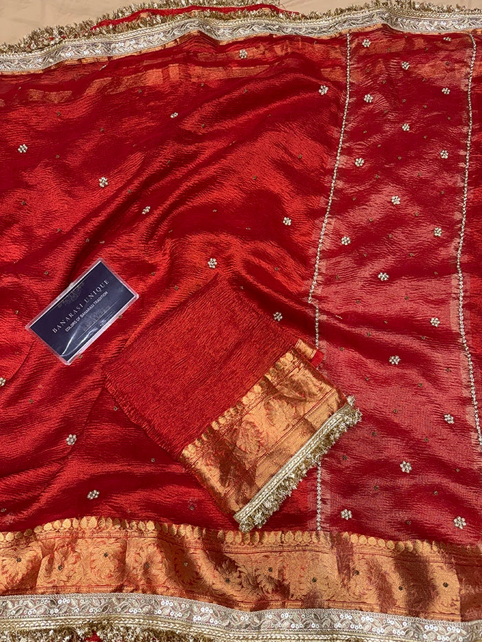 CRUSHED FLORAL BUTI SAREE - RED