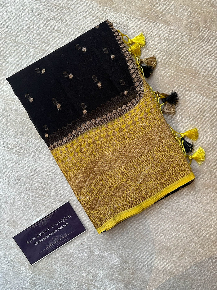 KHADDI GEORGETTE SKIRT BORDER CIRCLE BUTI ANTIQUE ZARI SAREE - CONTRAST BORDER BLACK WITH MUSTARD