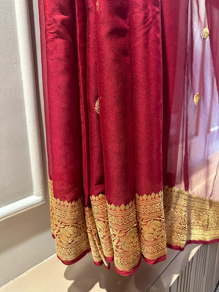 KHADDI CHIFFON GOLD ZARI KADHUWA SAREE - MAROON
