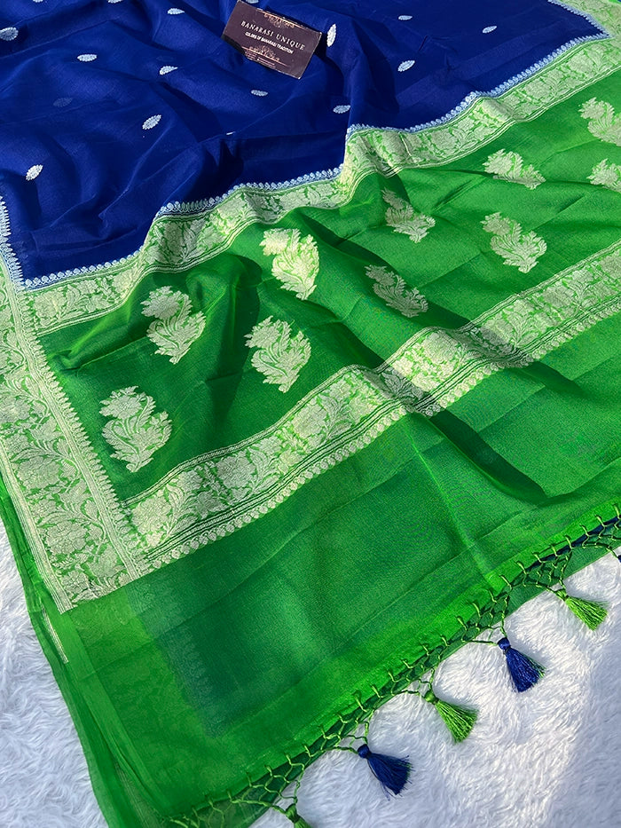 KHADDI CHIFFON SILVER ZARI KADHUWA SAREE - CONTRAST BORDER BLUE WITH GREEN