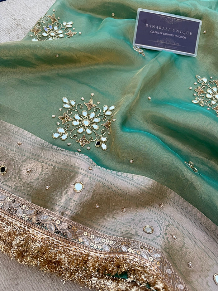 FLORAL BUTA- MIRROR - PISTA GREEN