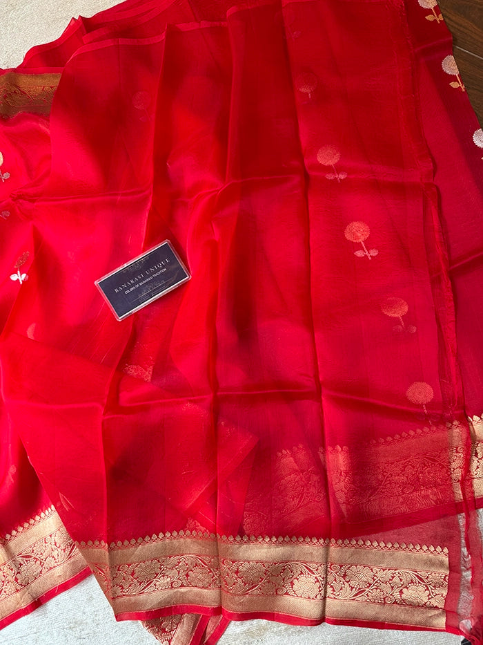 RED KADHUA KORA FLORAL MOTIF